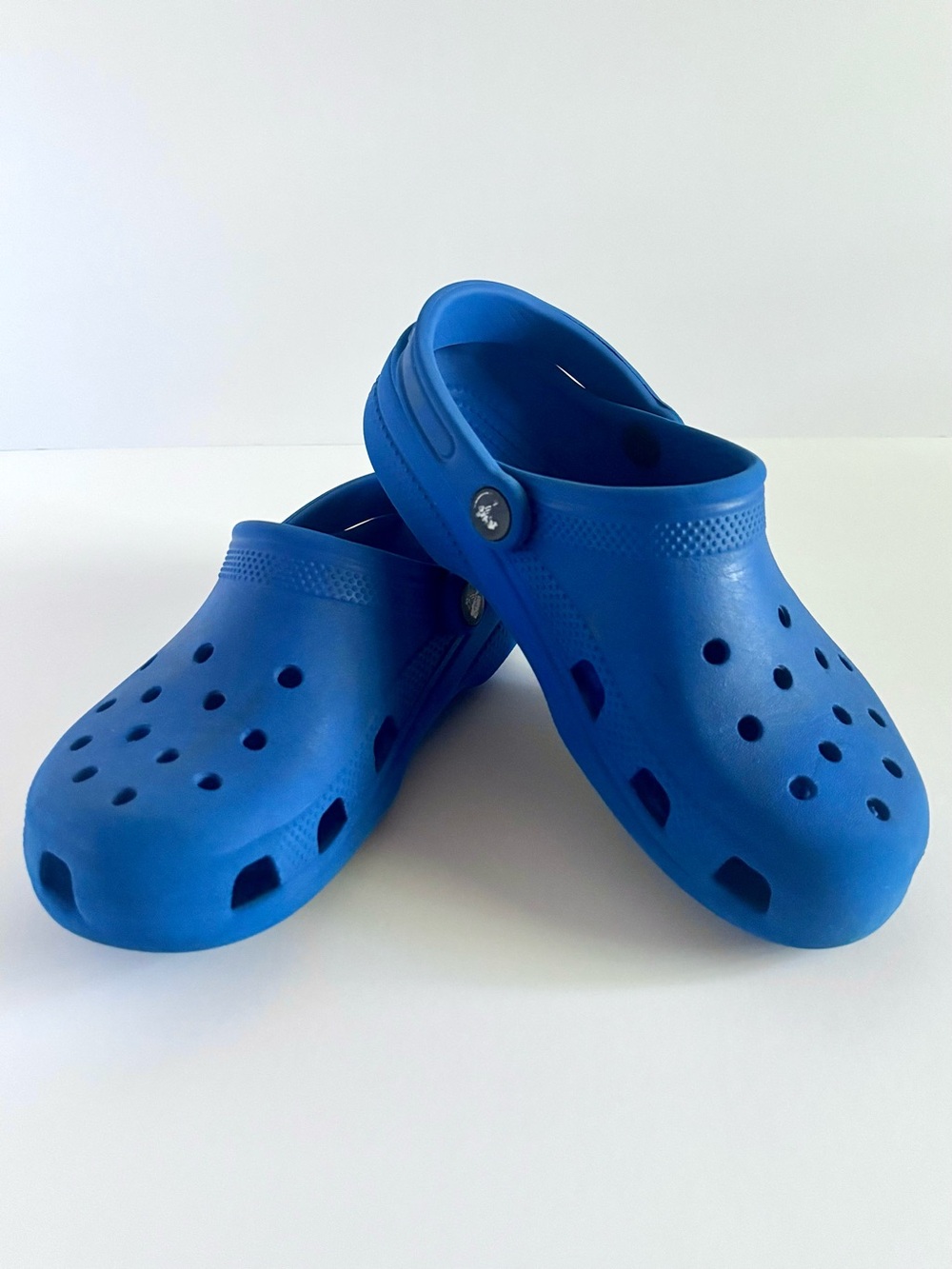 Crocs Classic Clog — Kids/Youth/Big Kids J4 — Blue — GUC